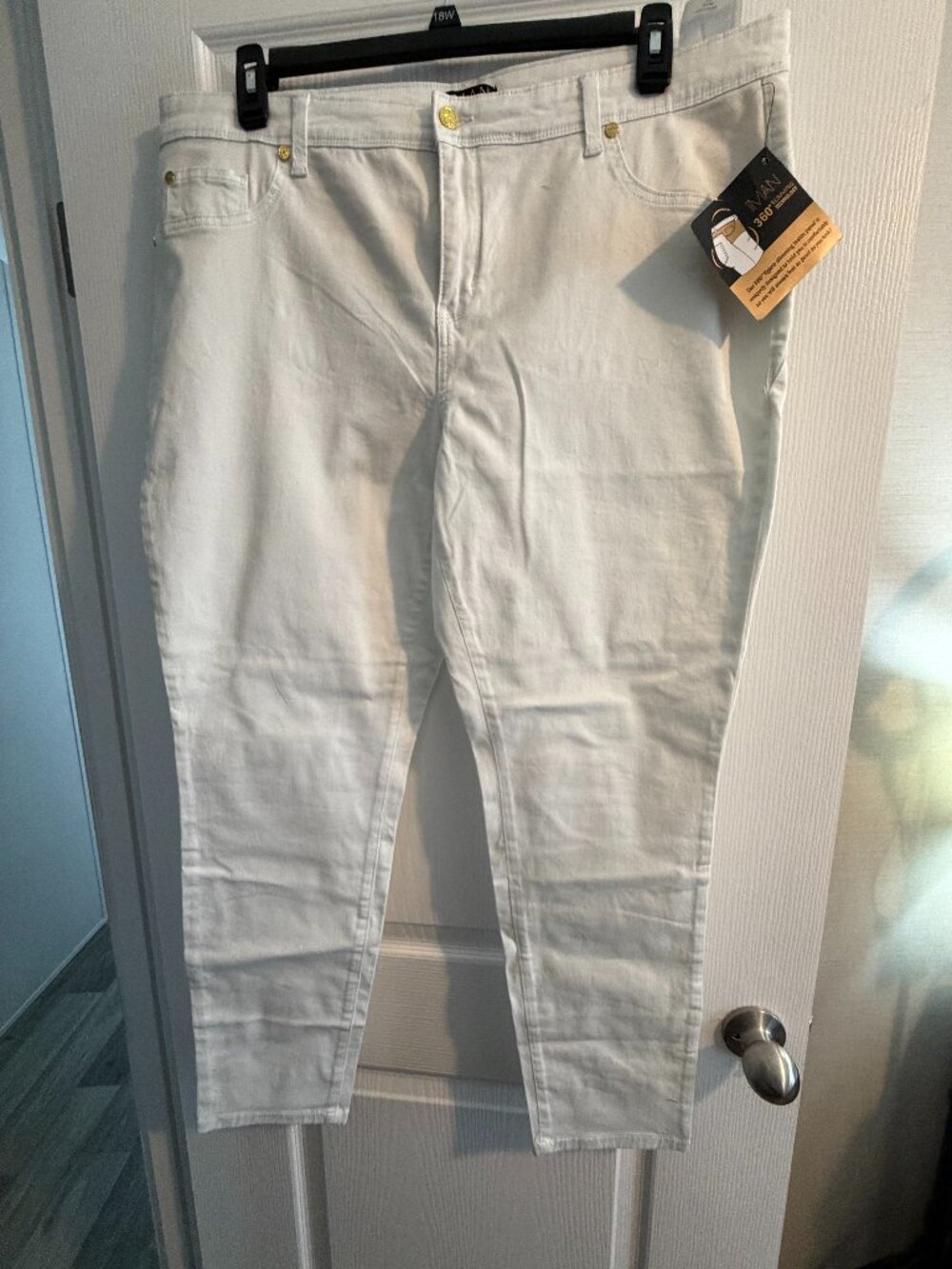 NWT IMAN white jeans 20W